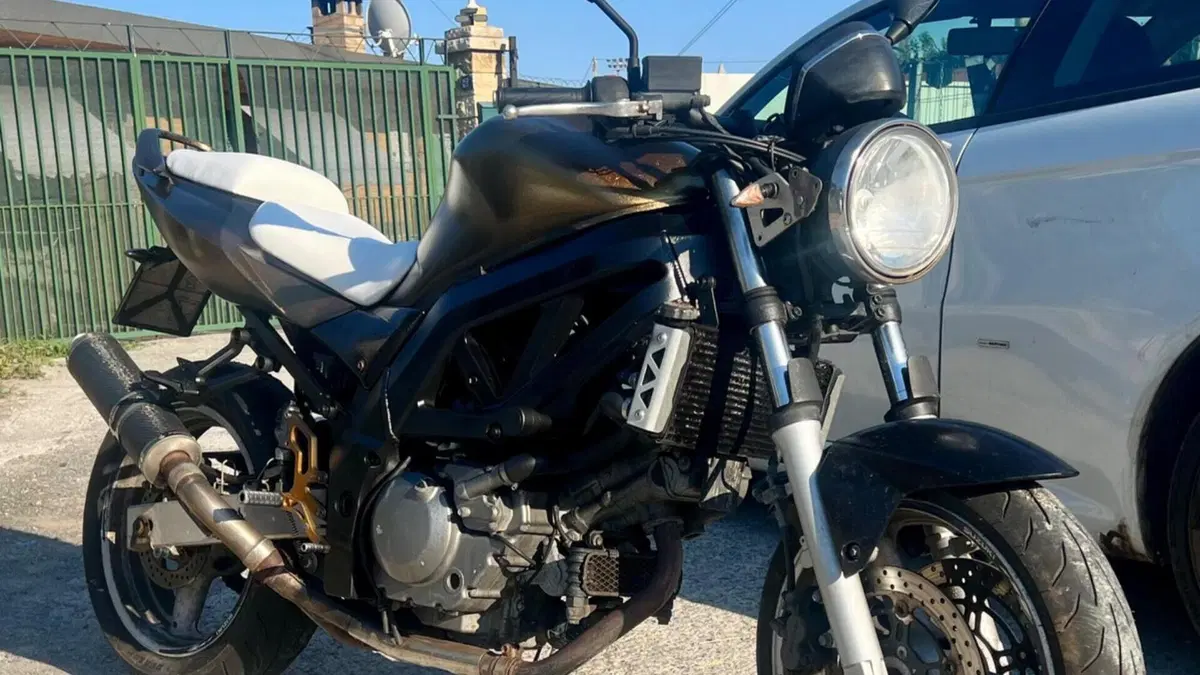 Suzuki SV 650 (2003 - 06) 