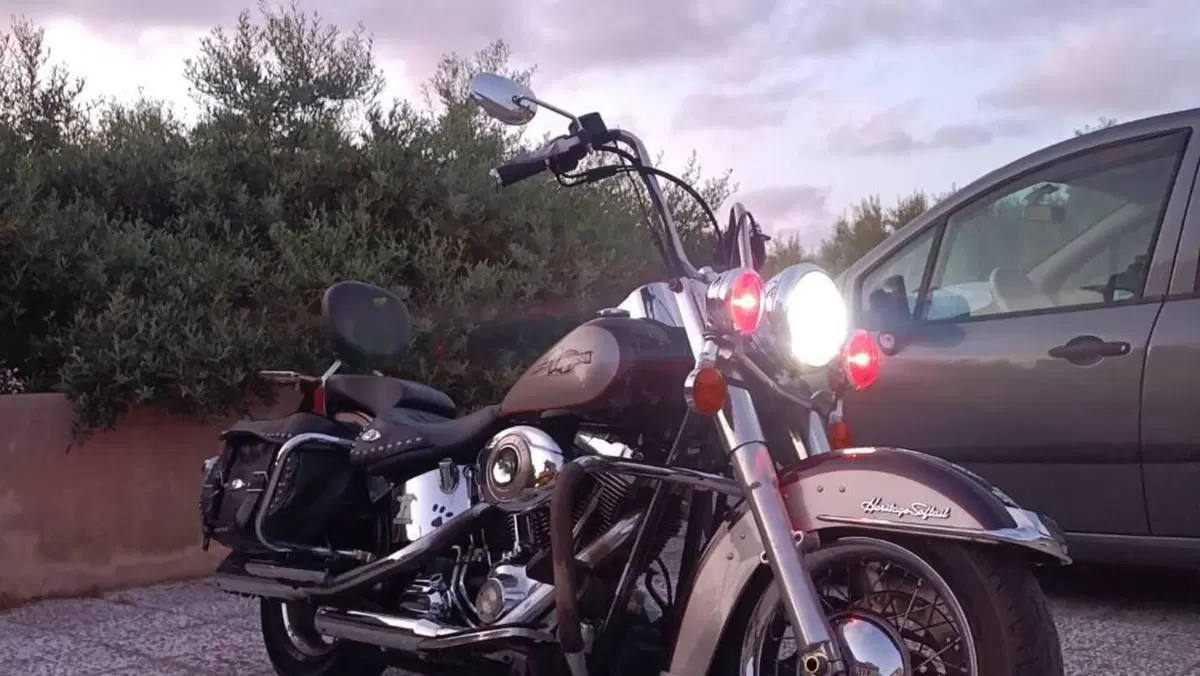 Harley-Davidson 1584 Heritage Classic (2006 - 07) - FLSTC 