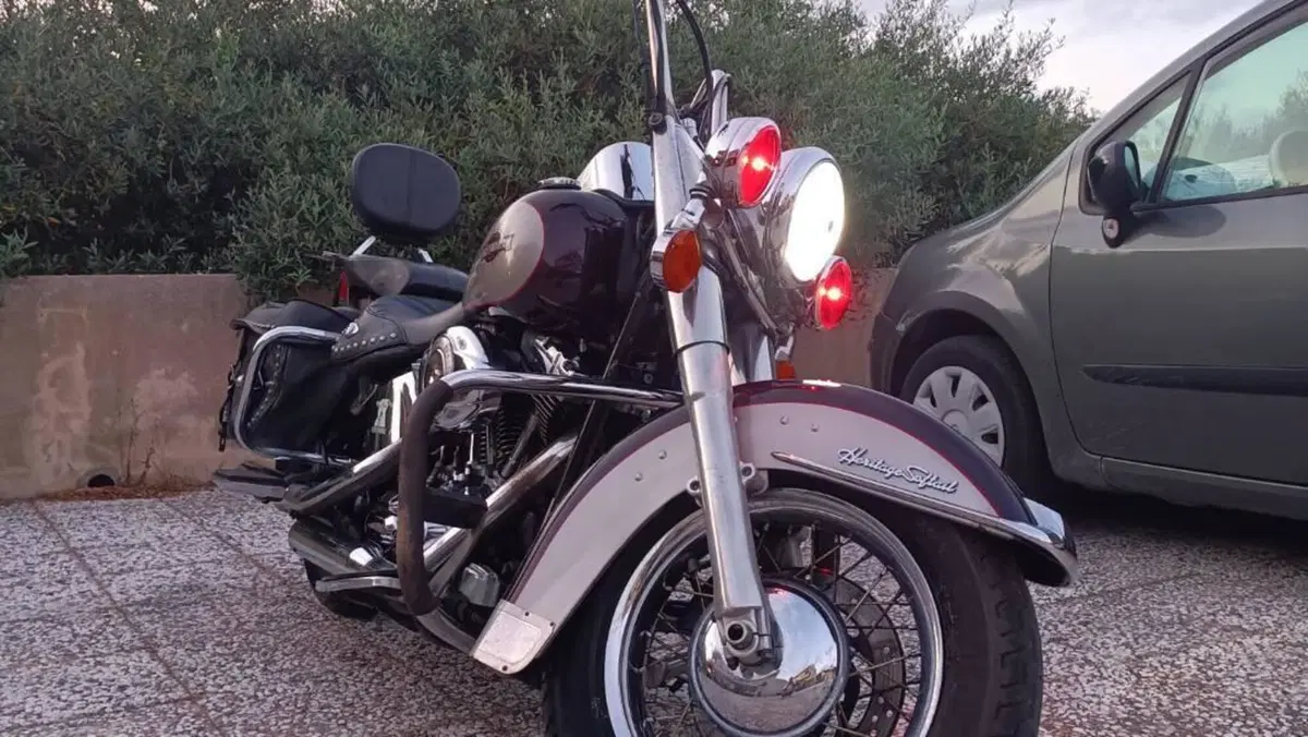 Harley-Davidson 1584 Heritage Classic (2006 - 07) - FLSTC  (6)