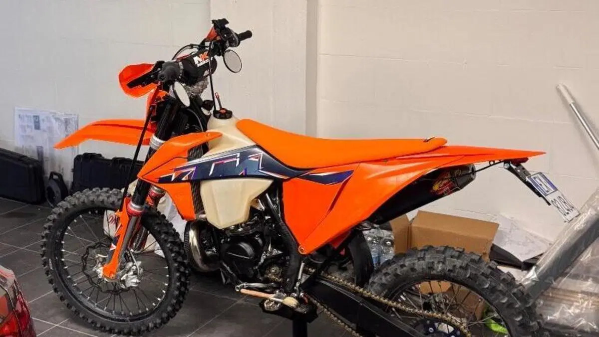 KTM 300 EXC E TPI (2022)  (3)