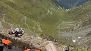 KTM 990 RC R (2026)  (8)