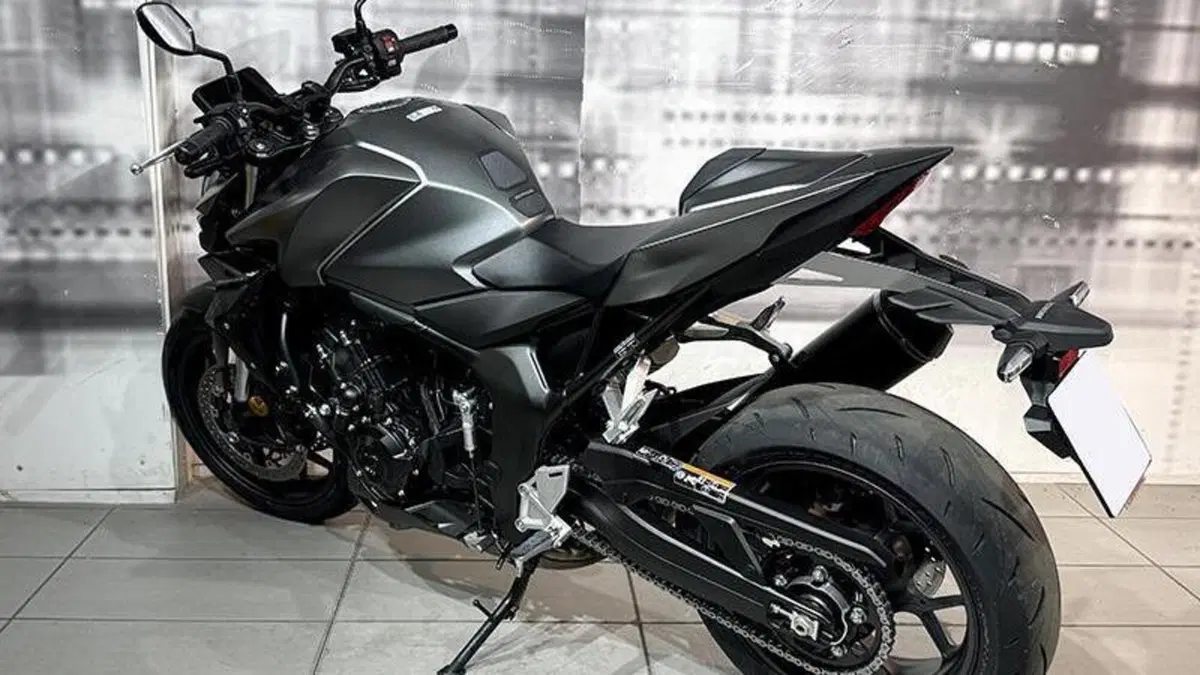 Honda CB 1000 Hornet (2025 - 26)  (2)