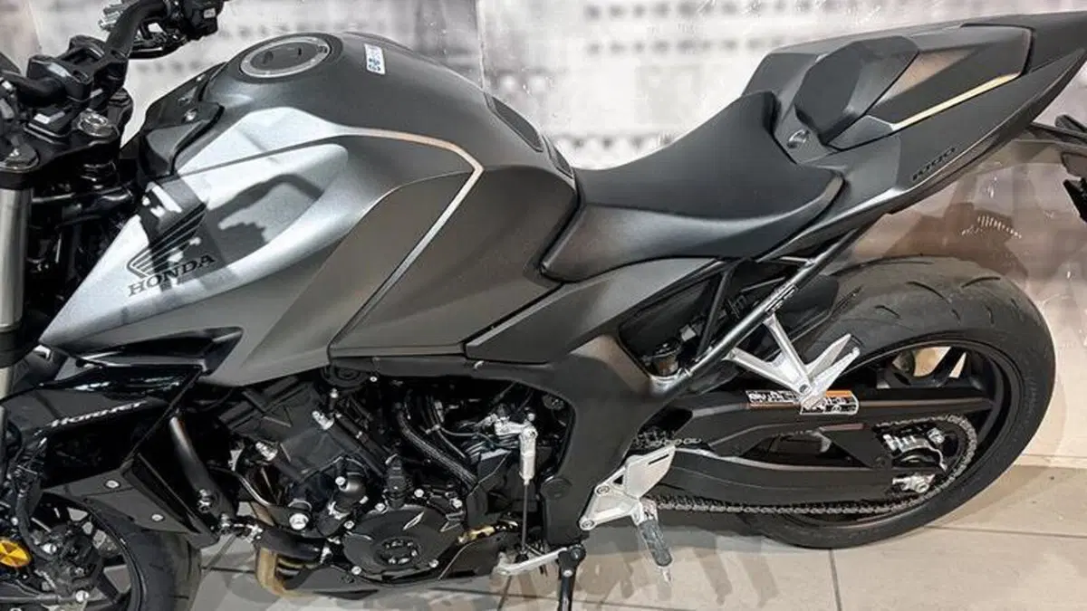 Honda CB 1000 Hornet (2025 - 26)  (4)