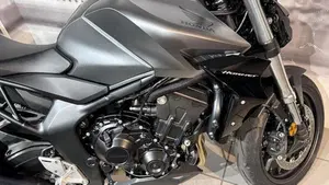 Honda CB 1000 Hornet (2025 - 26)  (8)