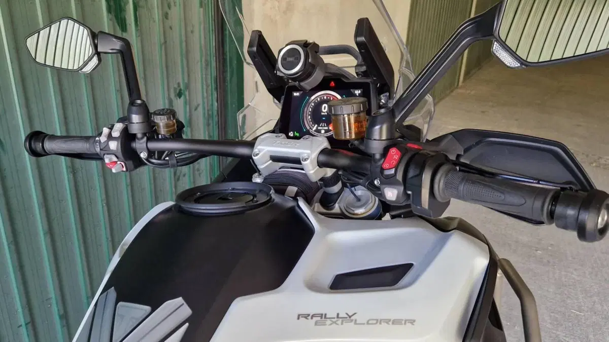 Triumph Tiger 1200 Rally Explorer (2022 - 23)  (5)