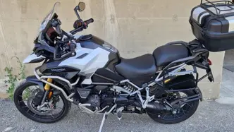 Triumph Tiger 1200 Rally Explorer (2022 - 23) usata