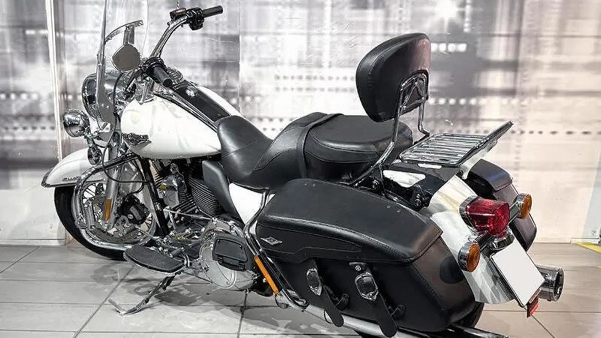 Harley-Davidson 1690 Road Glide Special (2013 - 16)  (2)