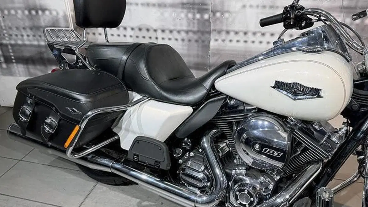 Harley-Davidson 1690 Road Glide Special (2013 - 16)  (5)