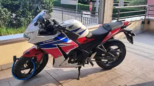 Honda CBR 300 R ABS (2014 - 17)  (2)