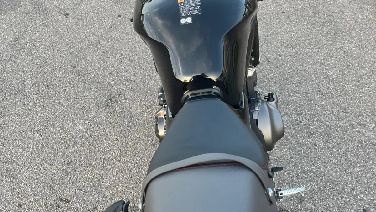 Yamaha XSR 900 (2022 - 24)  (4)