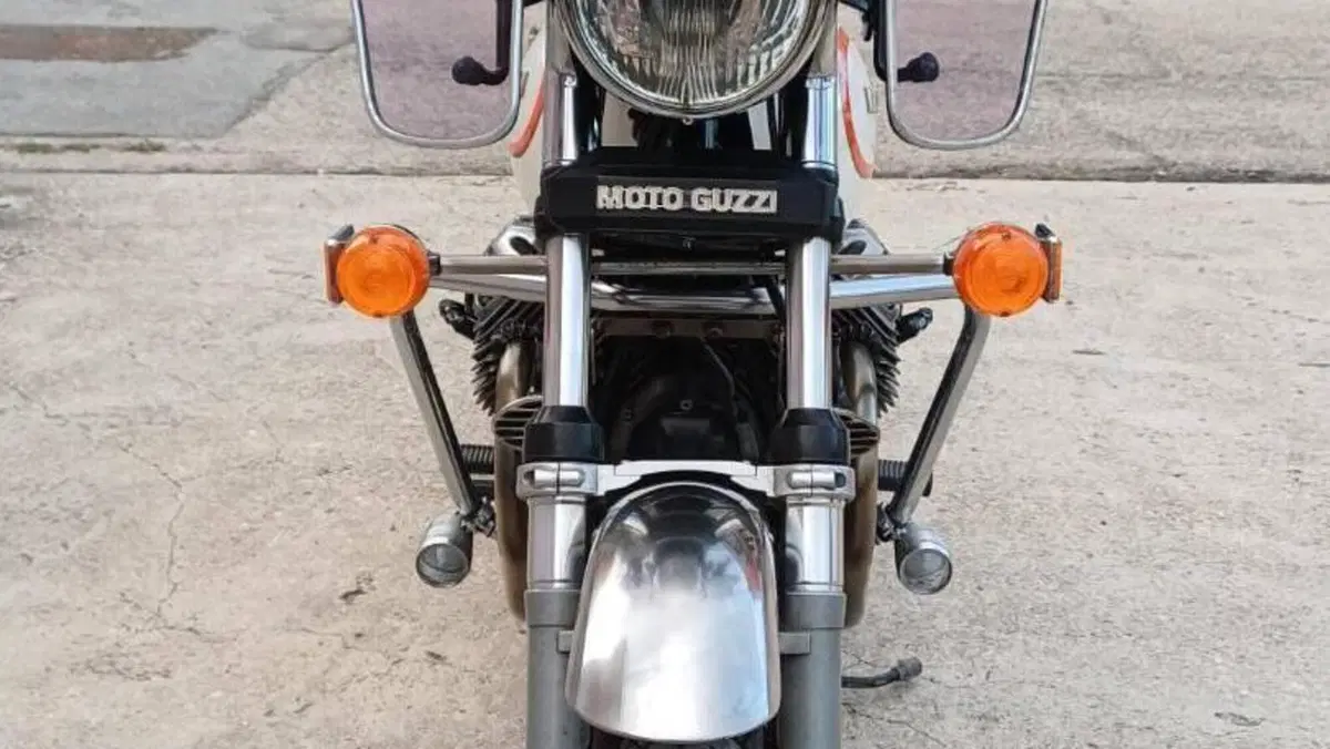 Moto Guzzi V 35 C (1983 - 88)  (3)