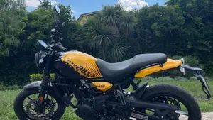 Royal Enfield Guerrilla 450 (2024 - 26)  (4)