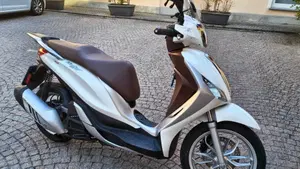 Piaggio Medley 150 ABS (2016 - 19) 