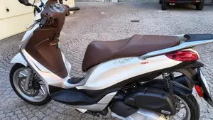 Piaggio Medley 150 ABS (2016 - 19)  (3)