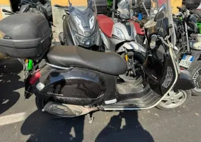 Vespa GTS 300 (2010 - 14) - Annuncio 10063221