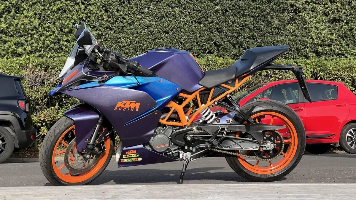 KTM RC 125 ABS (2015 - 16)  (4)