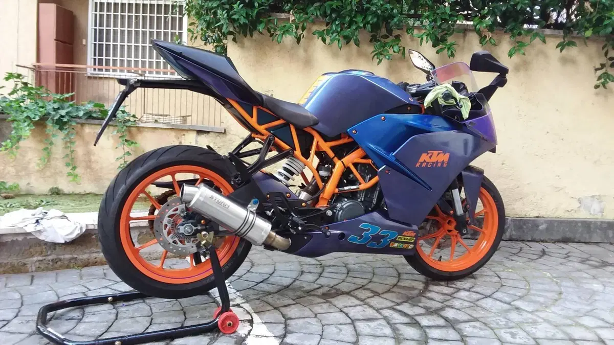 KTM RC 125 ABS (2015 - 16)  (6)