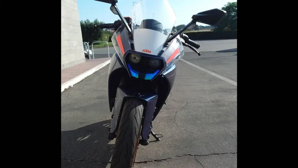 KTM RC 125 ABS (2015 - 16)  (9)