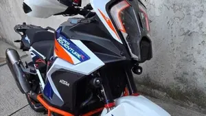 KTM 1290 Super Adventure S (2022 - 25)  (3)