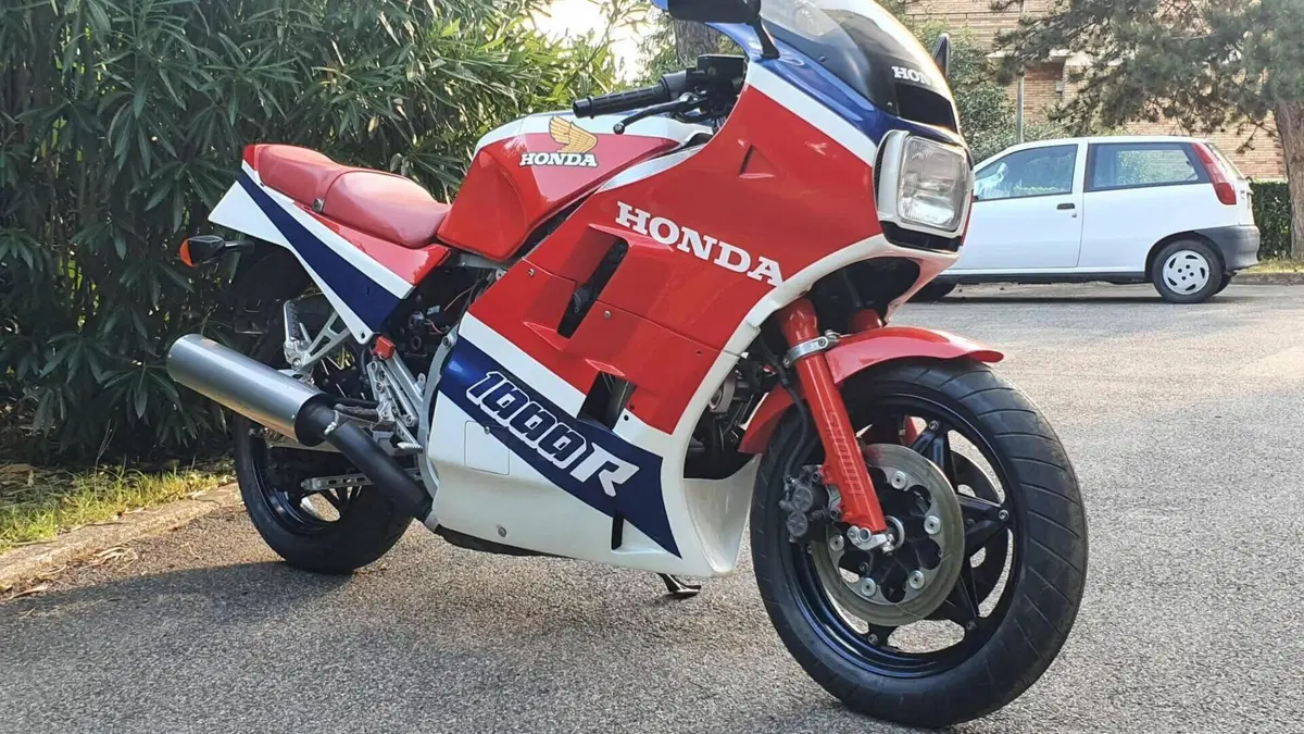 Honda VF 1000 F (1985 - 87) 