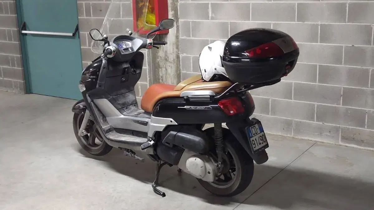 Yamaha XC 300 Versity  (4)