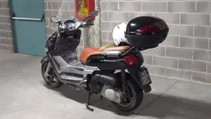 Yamaha XC 300 Versity  (4)