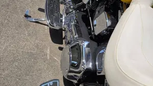 Harley-Davidson 1340 Heritage Classic (1984 - 98) - FLSTC  (6)