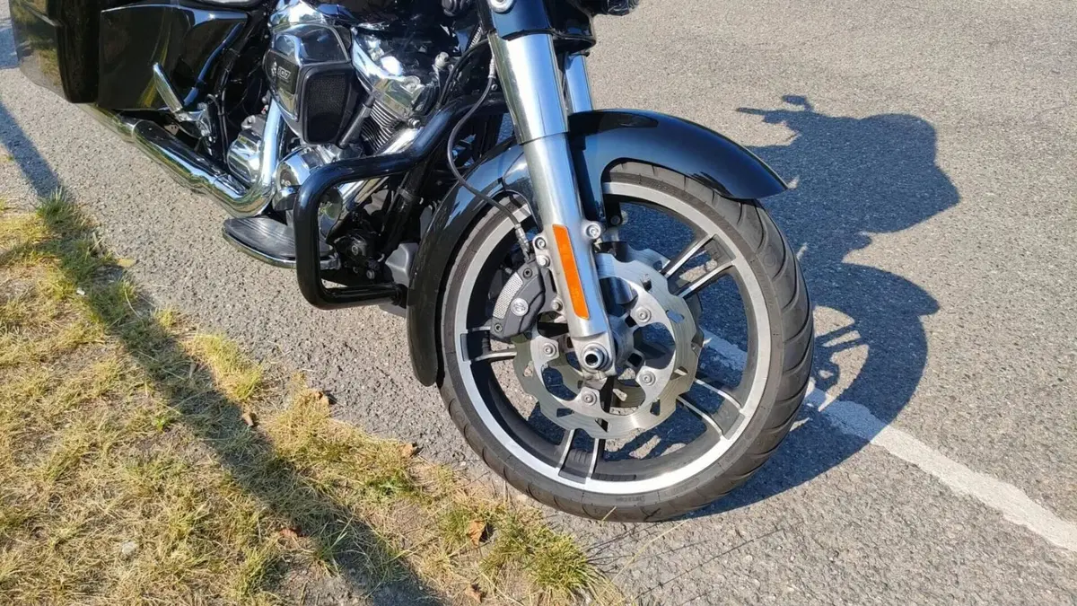 Harley-Davidson 107 Street Glide Special (2017 - 19) - FLHXS  (9)