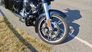 Harley-Davidson 107 Street Glide Special (2017 - 19) - FLHXS  (9)