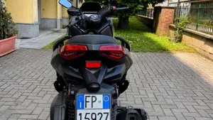 Yamaha X-Max 125 (2025 - 26)  (4)