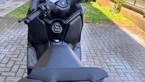 Yamaha X-Max 125 (2025 - 26)  (5)