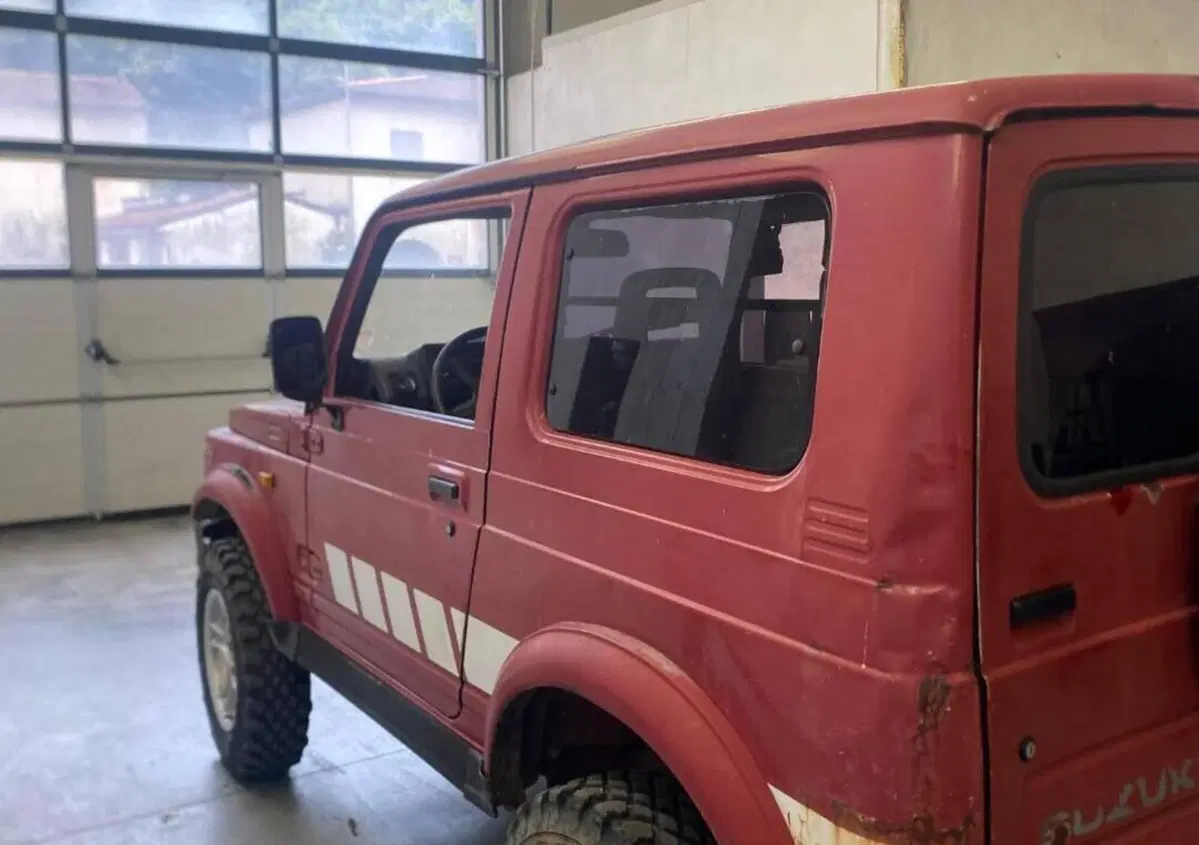Suzuki Samurai 1.0 Berlina (6)