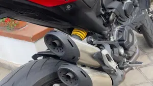 Ducati Monster 937 (2021 - 25)  (3)