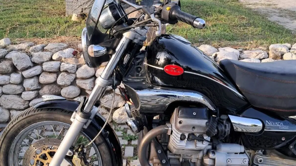 Moto Guzzi Nevada 750 Classic i.e. (2004 - 06)  (3)