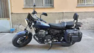 Moto Guzzi V9 Bobber (2018 - 20) 
