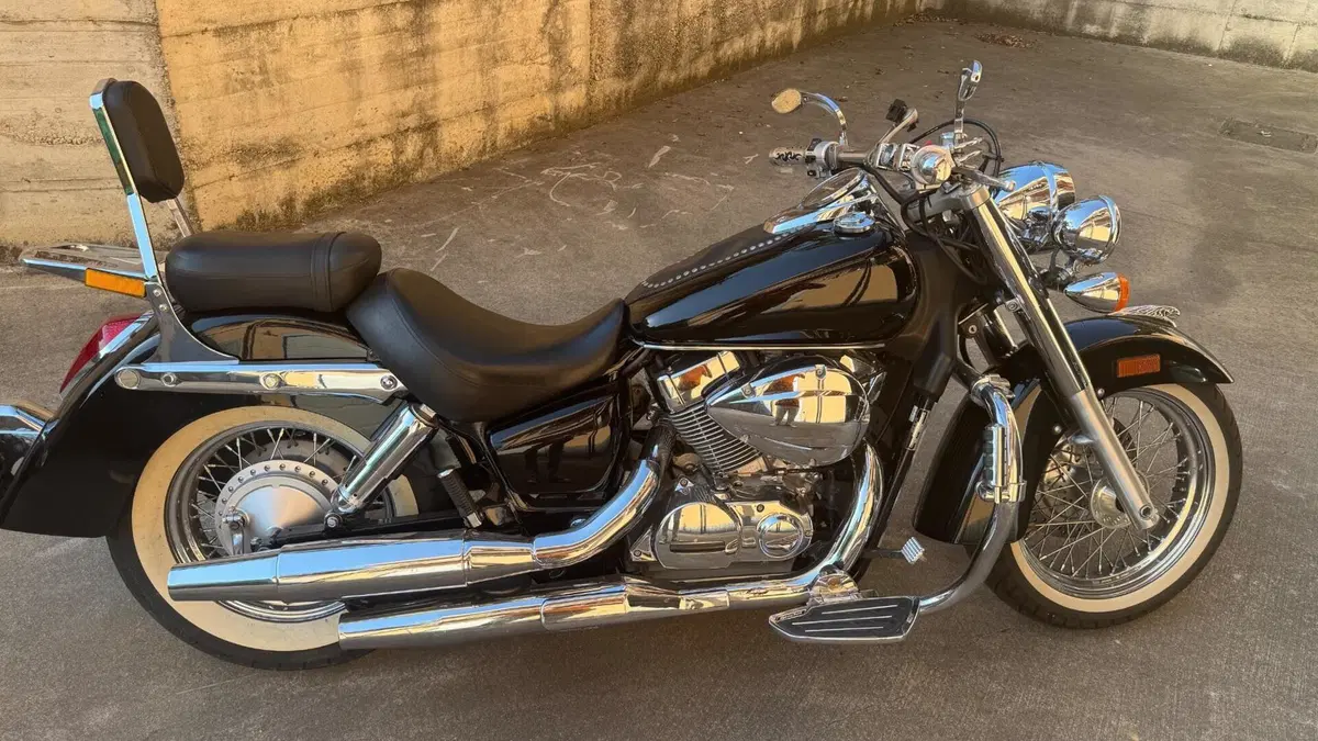Honda Shadow 750 (2004) 