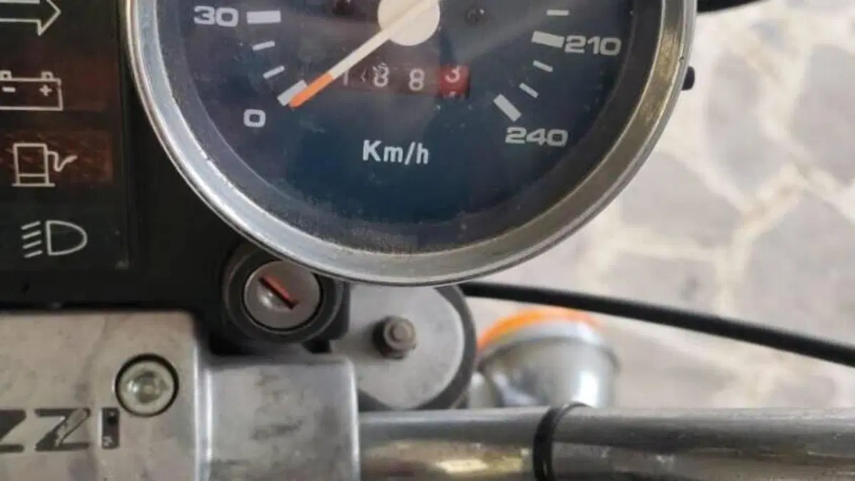 Moto Guzzi   (4)