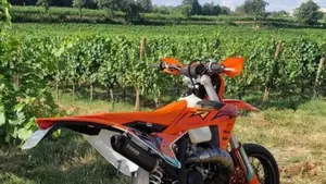 KTM 300 EXC (2025)  (2)