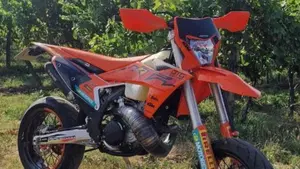 KTM 300 EXC (2025)  (4)