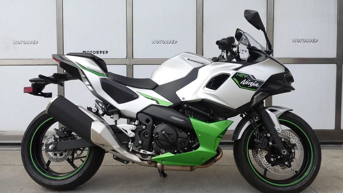 Kawasaki Ninja 7 Hybrid (2024 - 26)  (2)