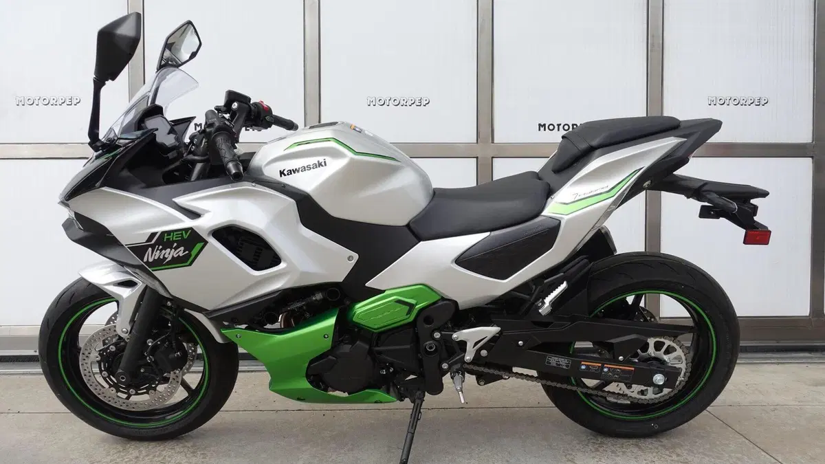 Kawasaki Ninja 7 Hybrid (2024 - 26)  (3)