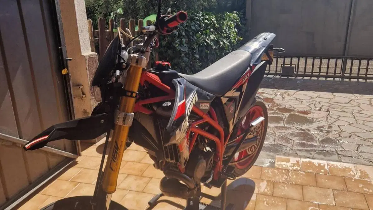 Valenti Racing N01 50 (2015 - 22) 