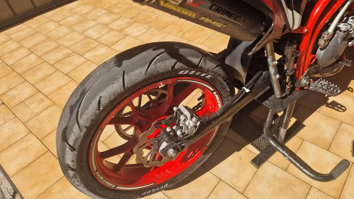 Valenti Racing N01 50 (2015 - 22)  (4)