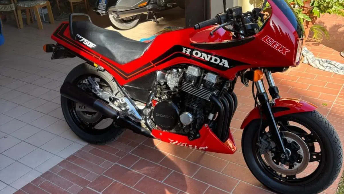 Honda  