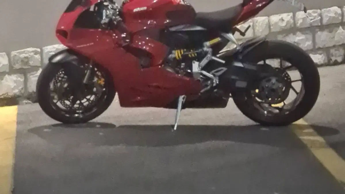 Ducati Panigale V2 955 (2020) 