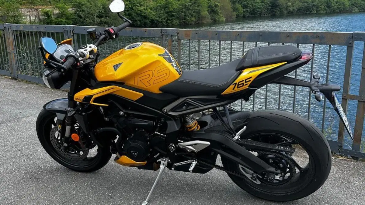 Triumph Street Triple 765 RS (2023 - 26)  (7)