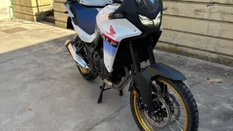 Honda Transalp XL750 (2025) usata