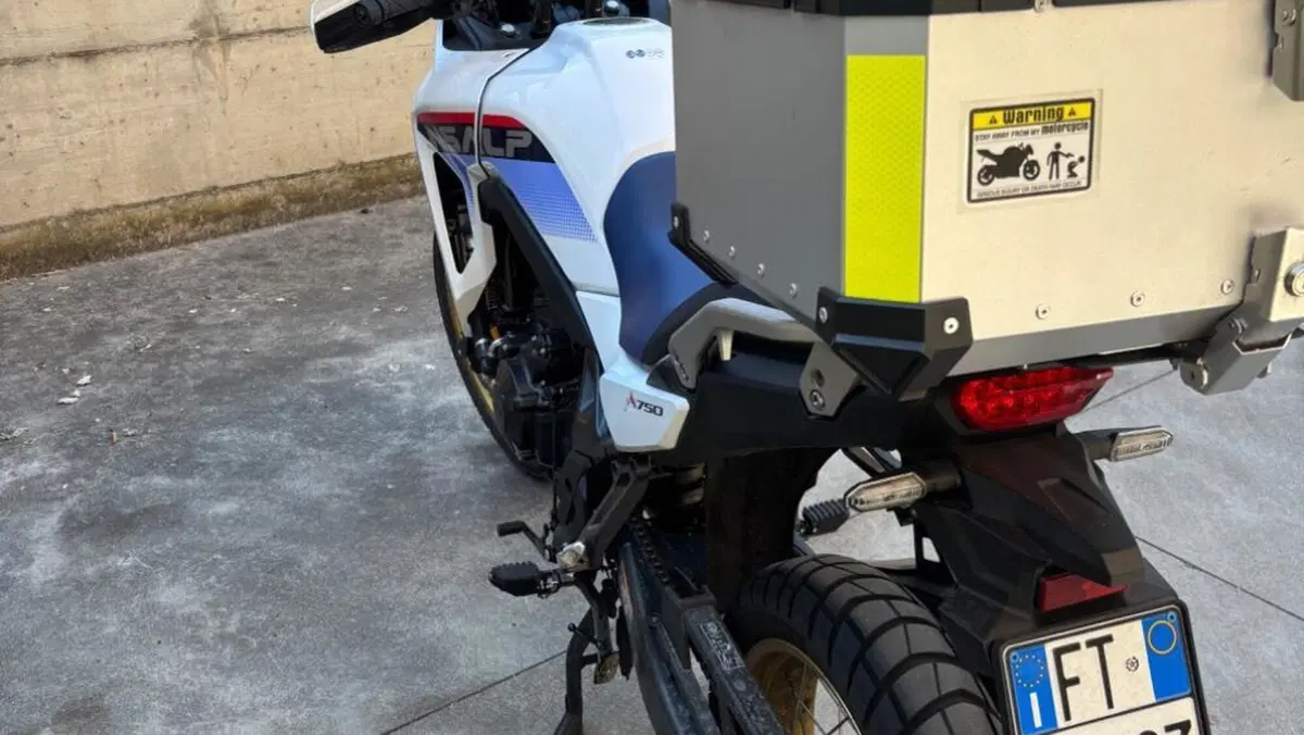 Honda Transalp XL750 (2025)  (4)