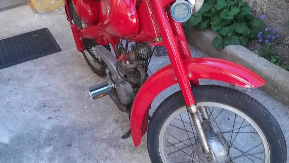 Motom   (2)