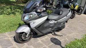 Suzuki Burgman AN 650 Executive ABS (2013 - 17)  (2)